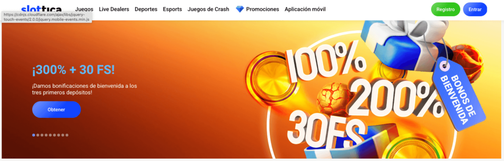 Promoción de bienvenida en Slottica Chile que ofrece hasta un 300% de bono y 30 giros gratis en los tres primeros depósitos, destacando su atractivo paquete de registro.